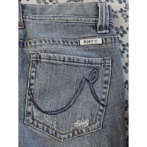 Roxy Jr Sz 3 Pismo Super Skinny Fit Skycraper Studs Jeans sandblasted desttoyed - Picture 10 of 11